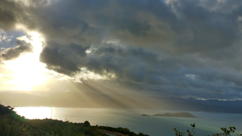 As the sun breaks through these dark heavy clouds, so Energy Psychology breaks through the confusion and heaviness in your mind and body.